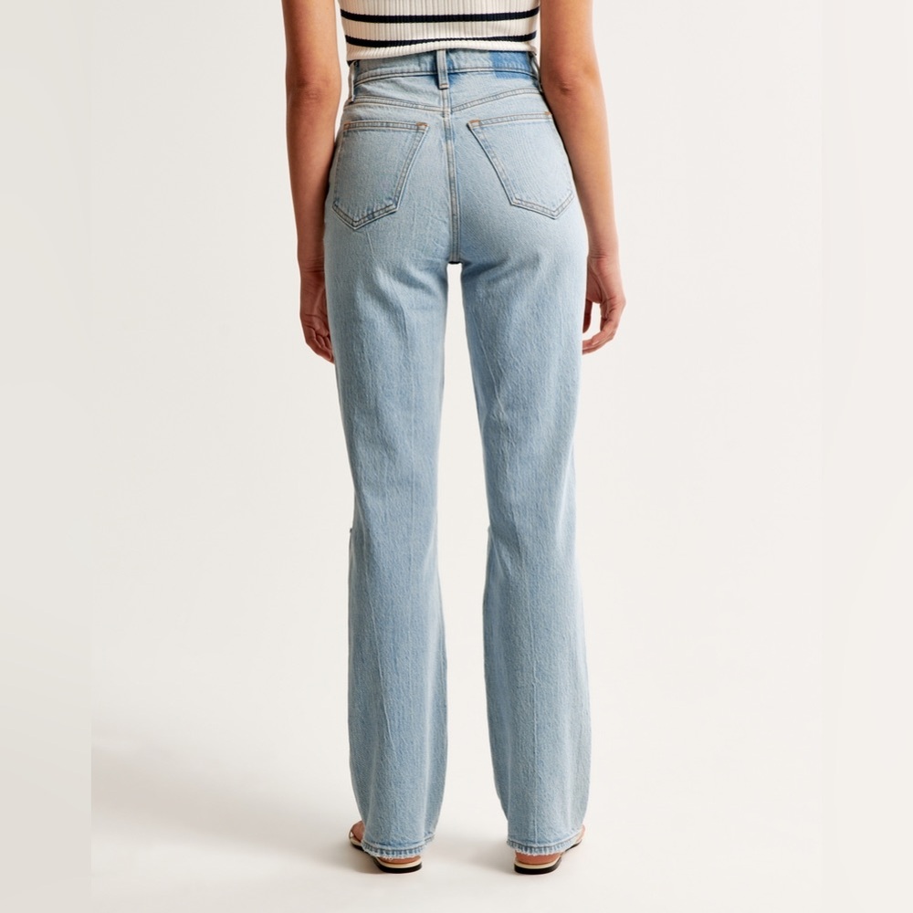 abercrombie & fitch curve love ultra high rise 90’s straight leg jeans - Picture 3 of 12